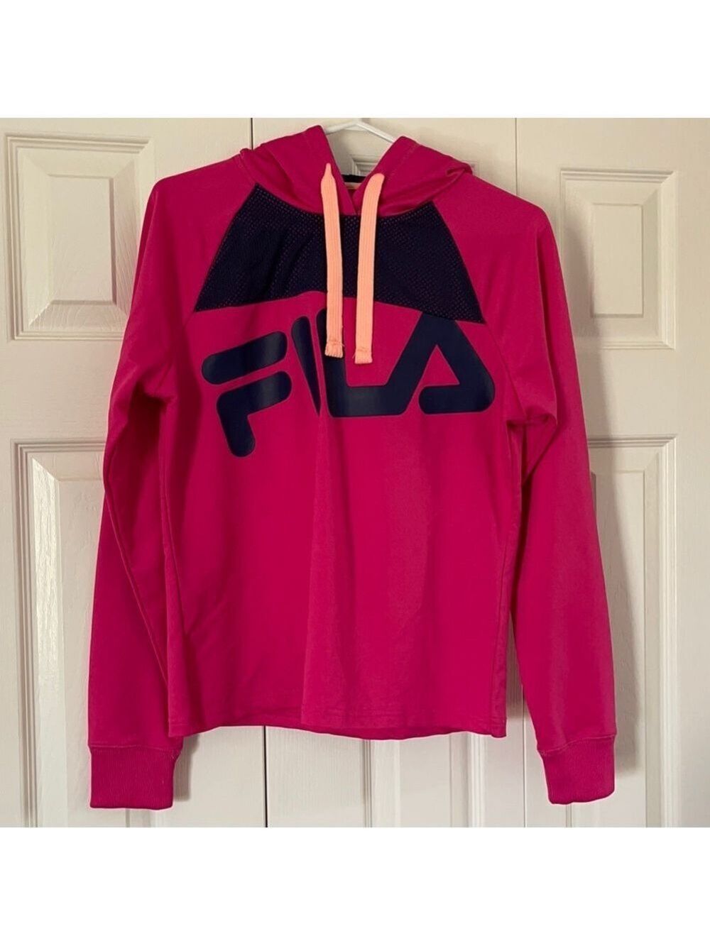 Fila Hoodie Size M 🥰🥰
